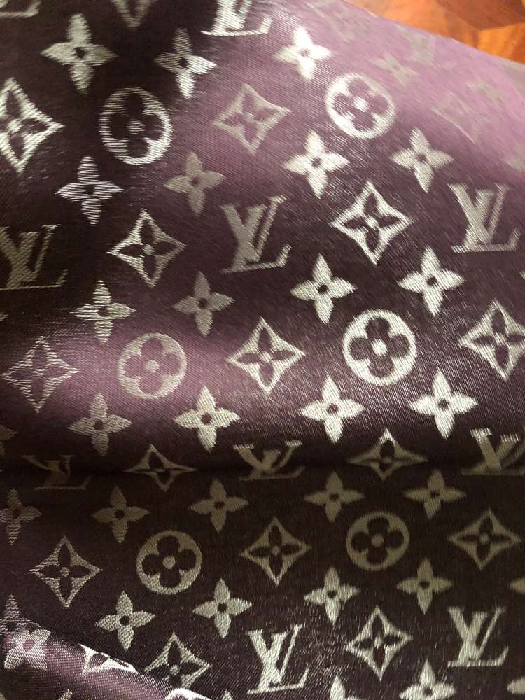 Louis Vuitton lurex satka