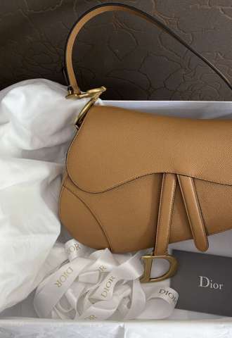 https://vipluxury.sk/Christian Dior saddle kabelka