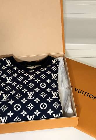 https://vipluxury.sk/Louis Vuitton mikina