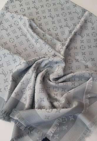 https://vipluxury.sk/Louis Vuitton šedy shawl