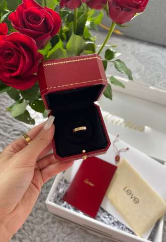 https://vipluxury.sk/Cartier Love prsteň
