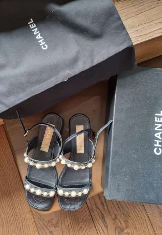 https://vipluxury.sk/Chanel sandale