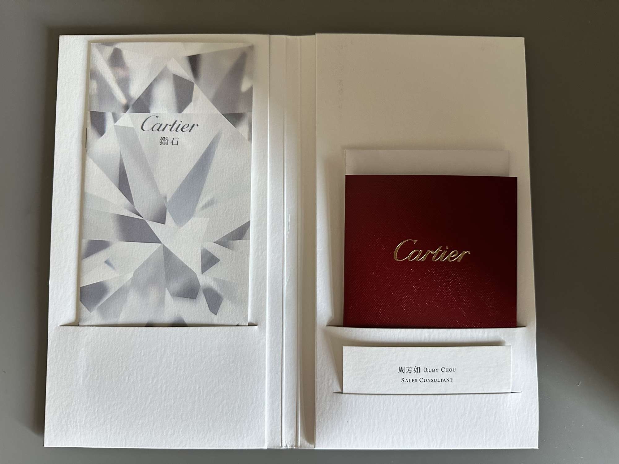 Cartier retiazka s diamantom