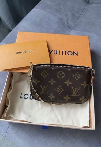 https://vipluxury.sk/Louis Vuitton Mini pochette bag
