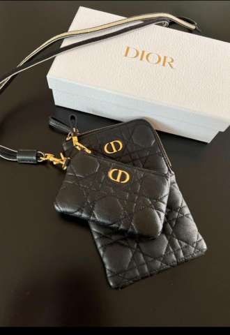 https://vipluxury.sk/Dior pouch