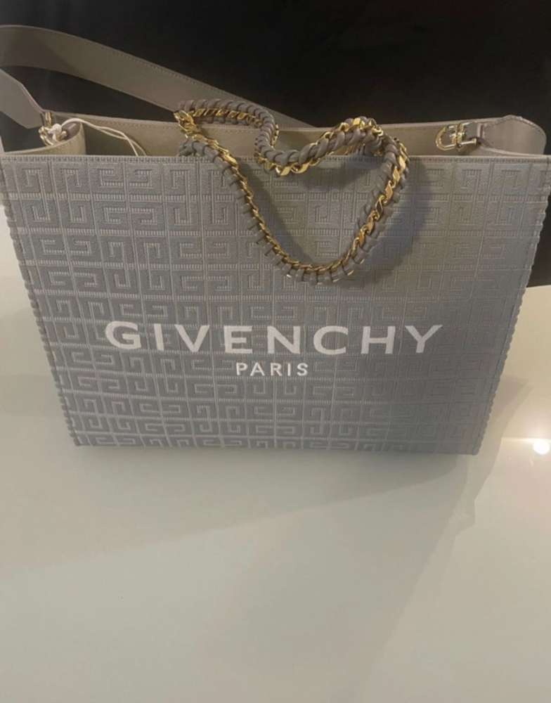 Givenchy kabelka