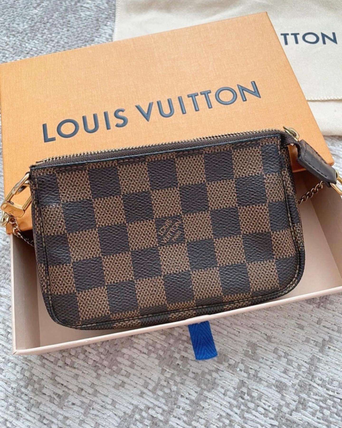 Louis Vuitton Mini Pochette