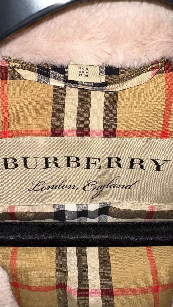 Burberry kabát