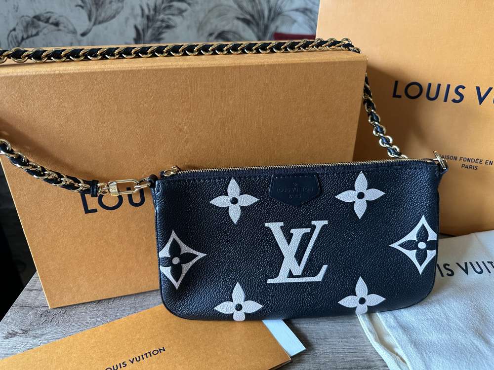 Louis Vuitton Multi Pochette Accessoires