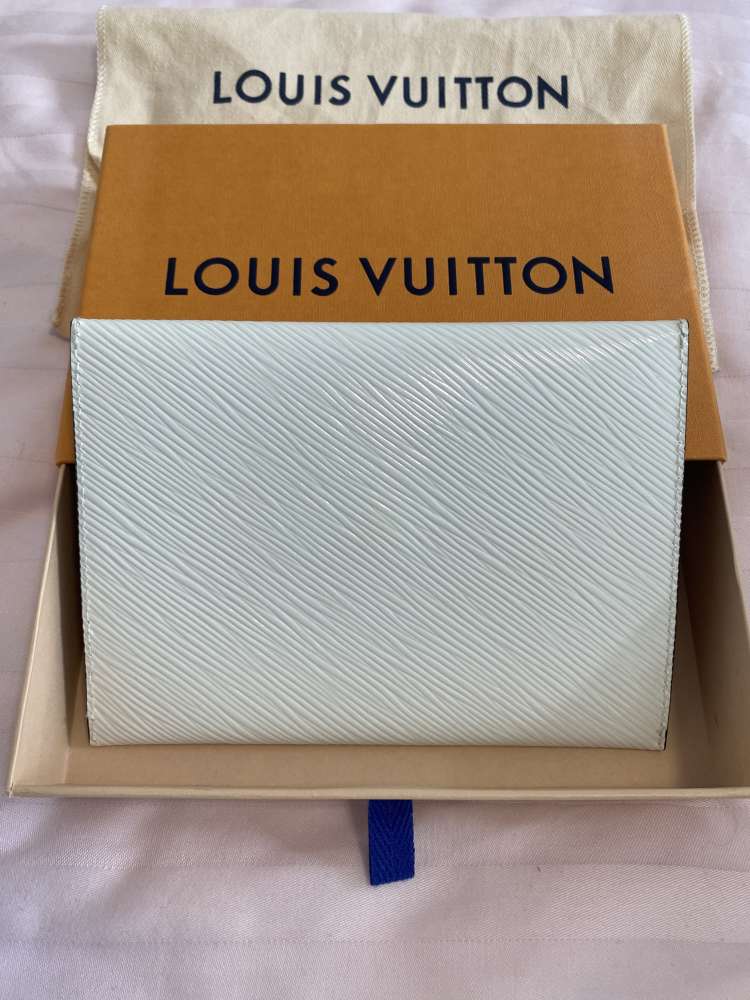 Louis Vuitton Kirigami white
