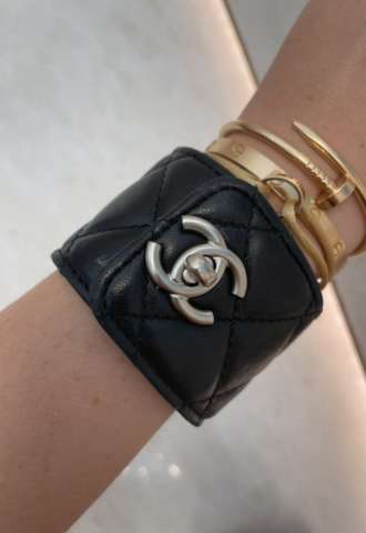 https://vipluxury.sk/Chanel leather bracelet
