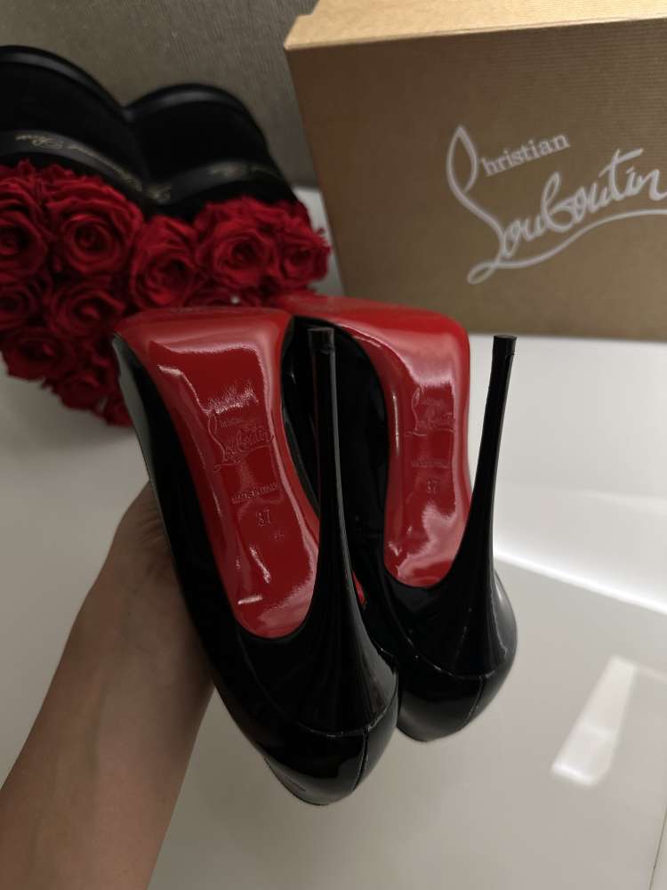 Christian Louboutin So Kate 120 Patent