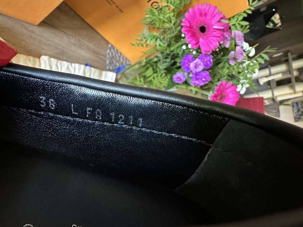 Louis Vuitton Gloria flat loafers