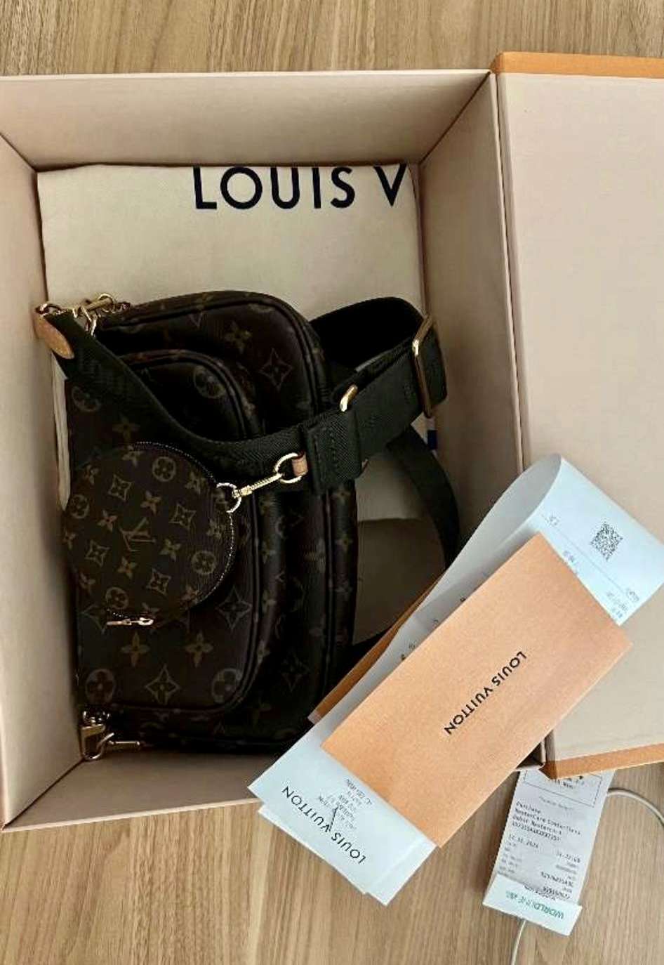 Louis Vuitton Multi Pochette
