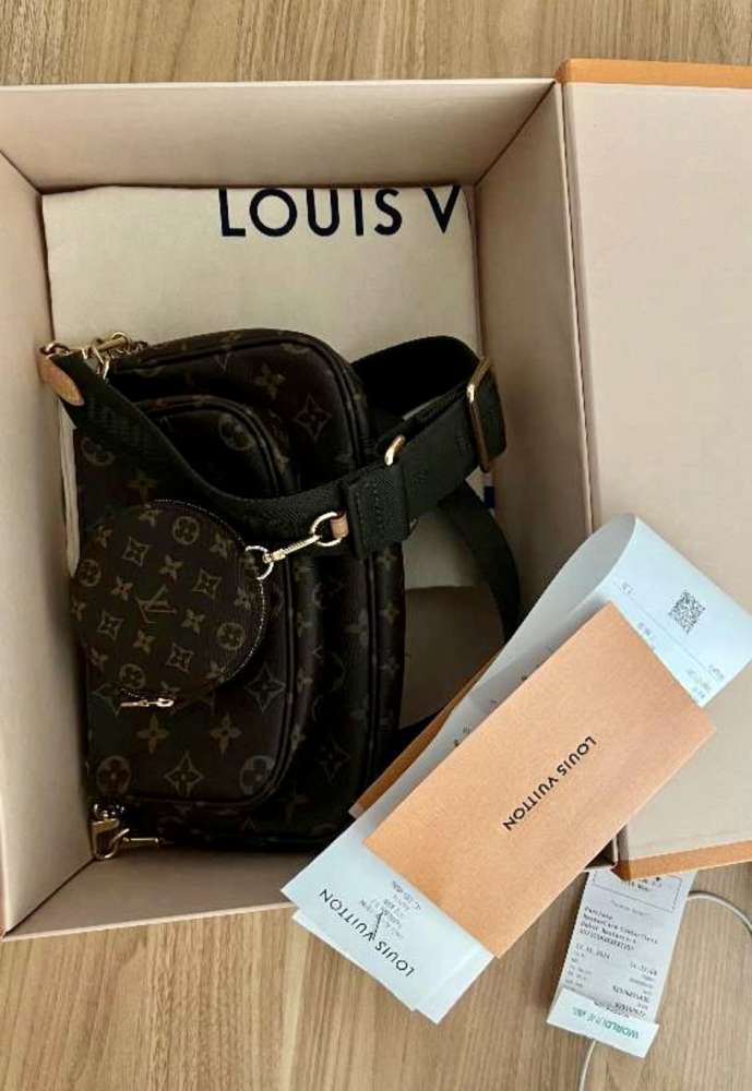 Louis Vuitton Multi Pochette