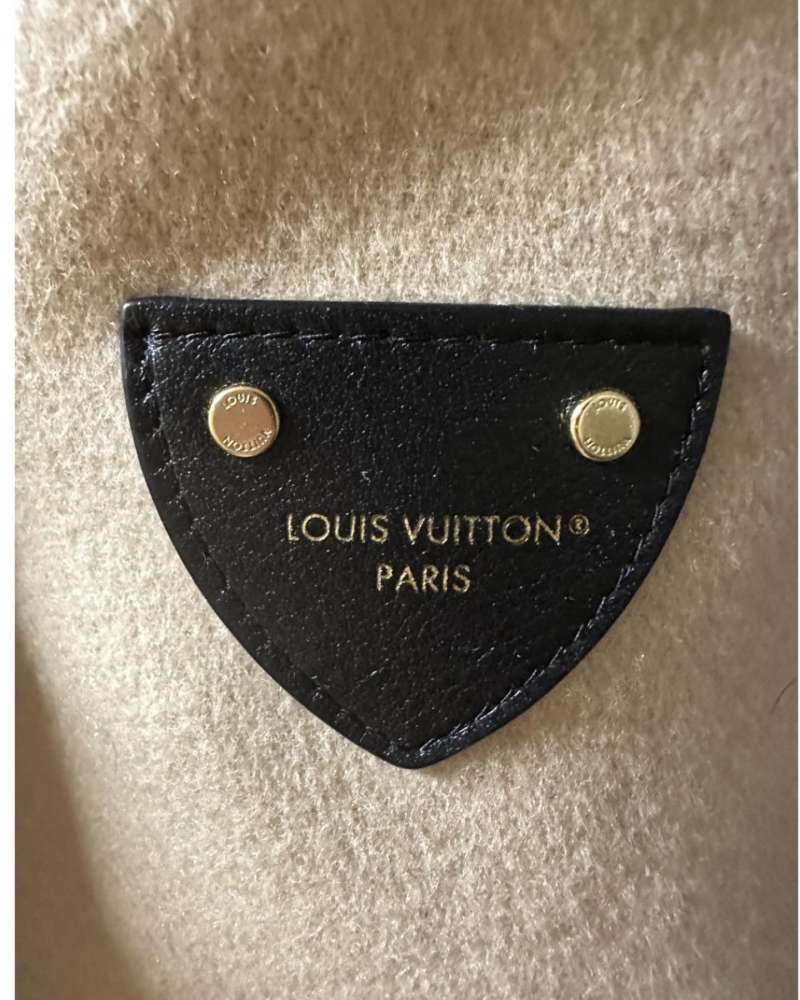 Louis Vuitton kabát