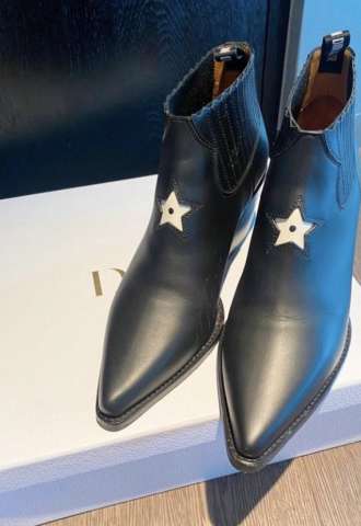 https://vipluxury.sk/Dior boots