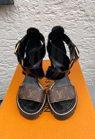 https://vipluxury.sk/Louis Vuitton sandalky