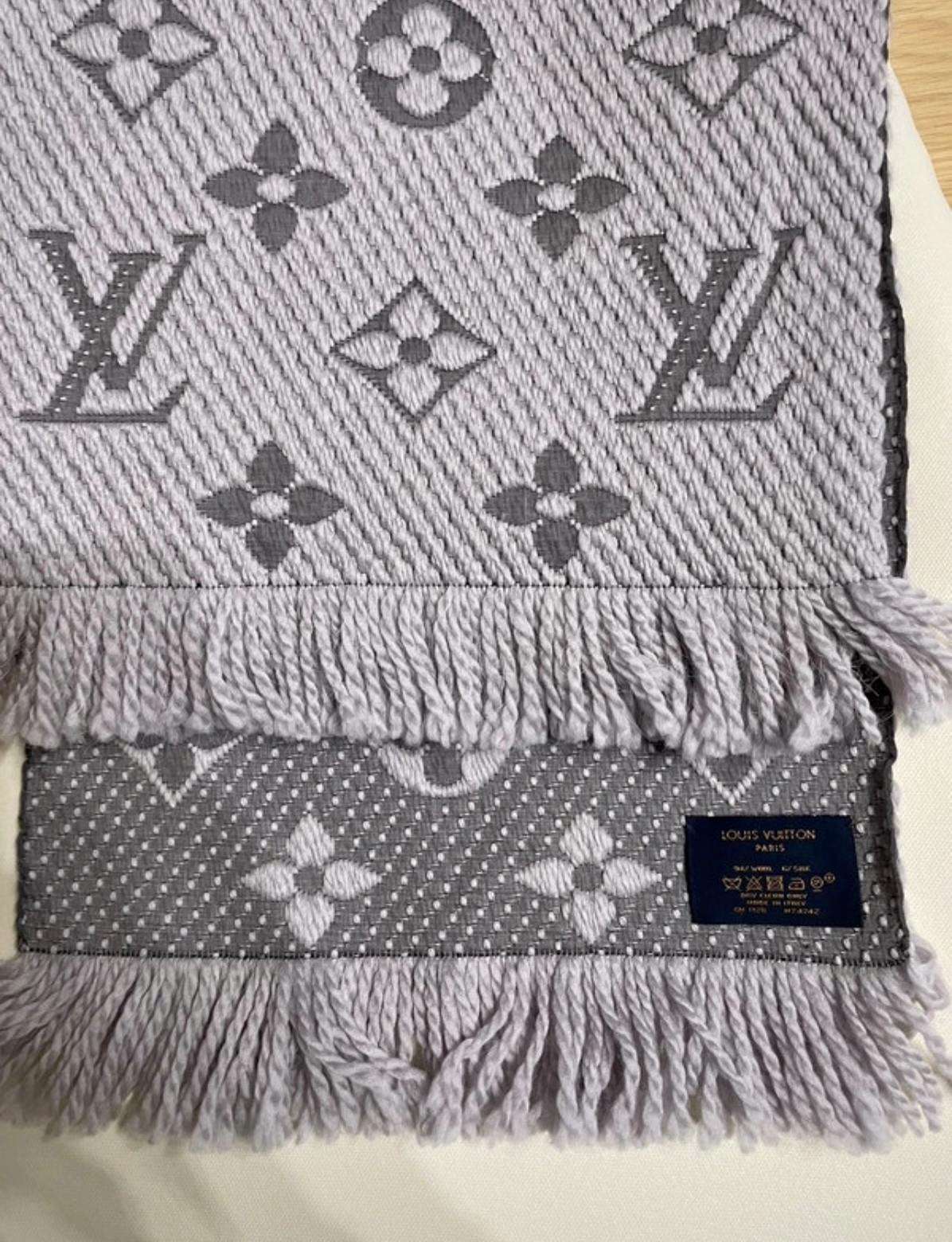 Louis Vuitton šál
