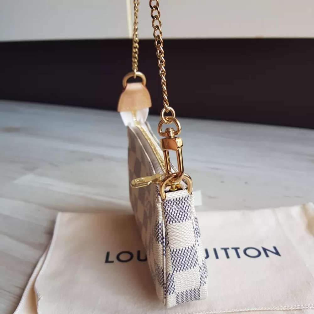 Louis Vuitton mini Pochette damier eben