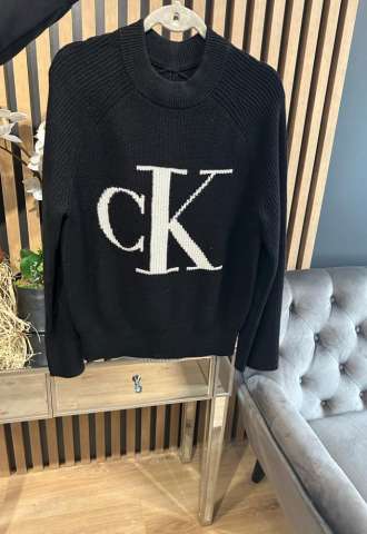 https://vipluxury.sk/Calvin Klein sveter
