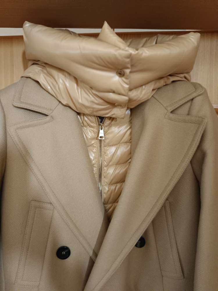Moncler kabát