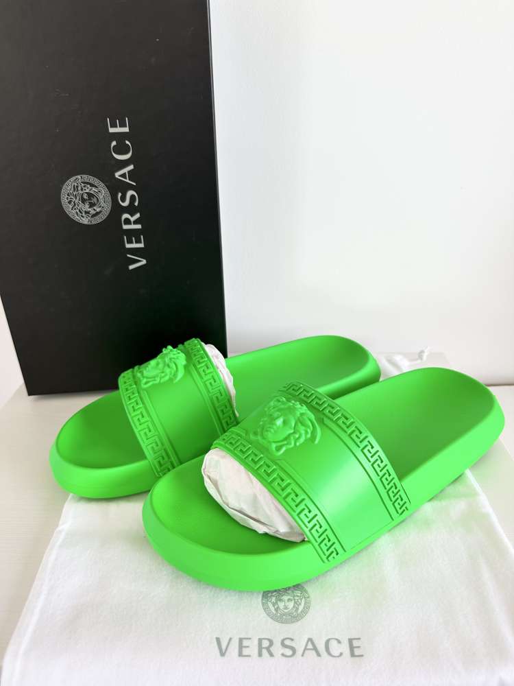 Versace slapky lime