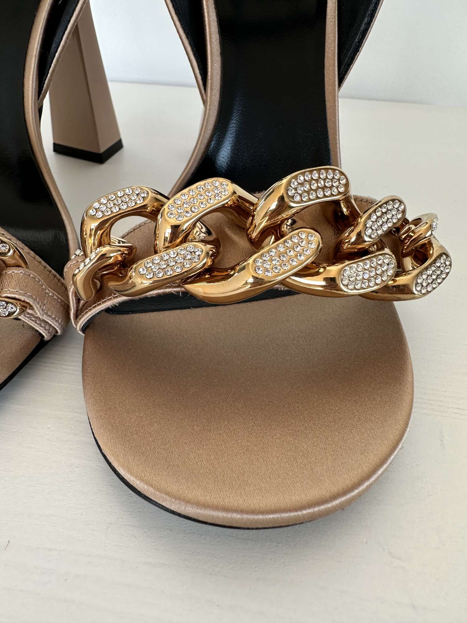 Versace hnede sandale