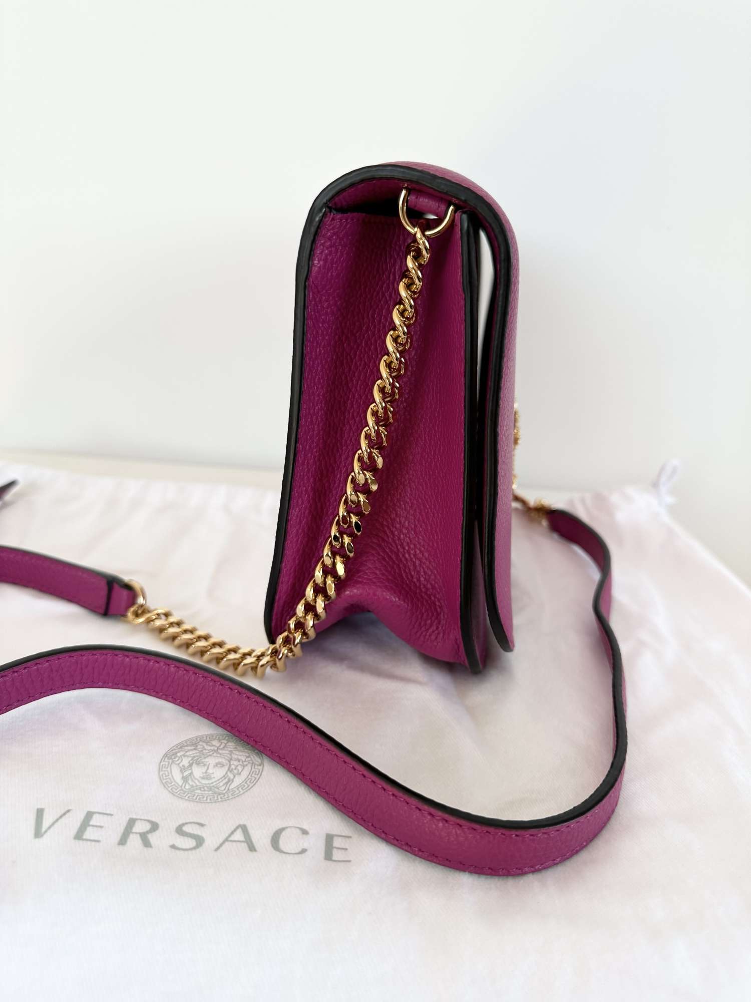 Versace virtus flap kabelka