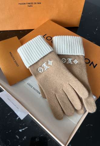 https://vipluxury.sk/Louis Vuitton rukavice