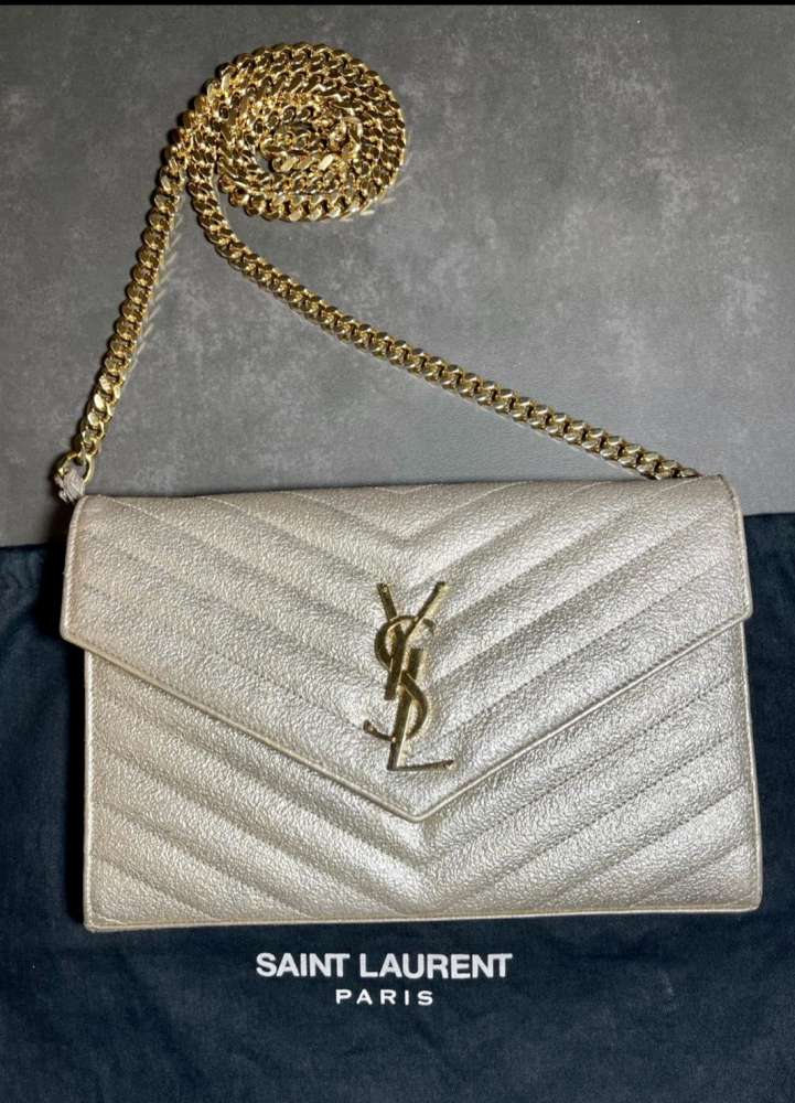 YSL pochette na retiazke