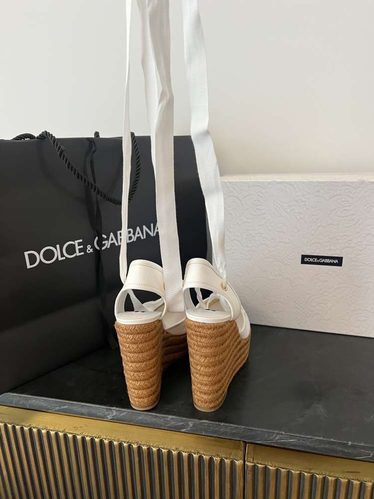 Dolce & Gabbana sandalky