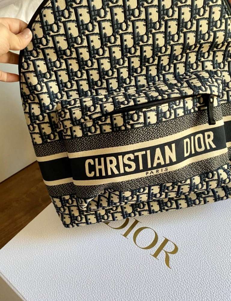 Dior batoh