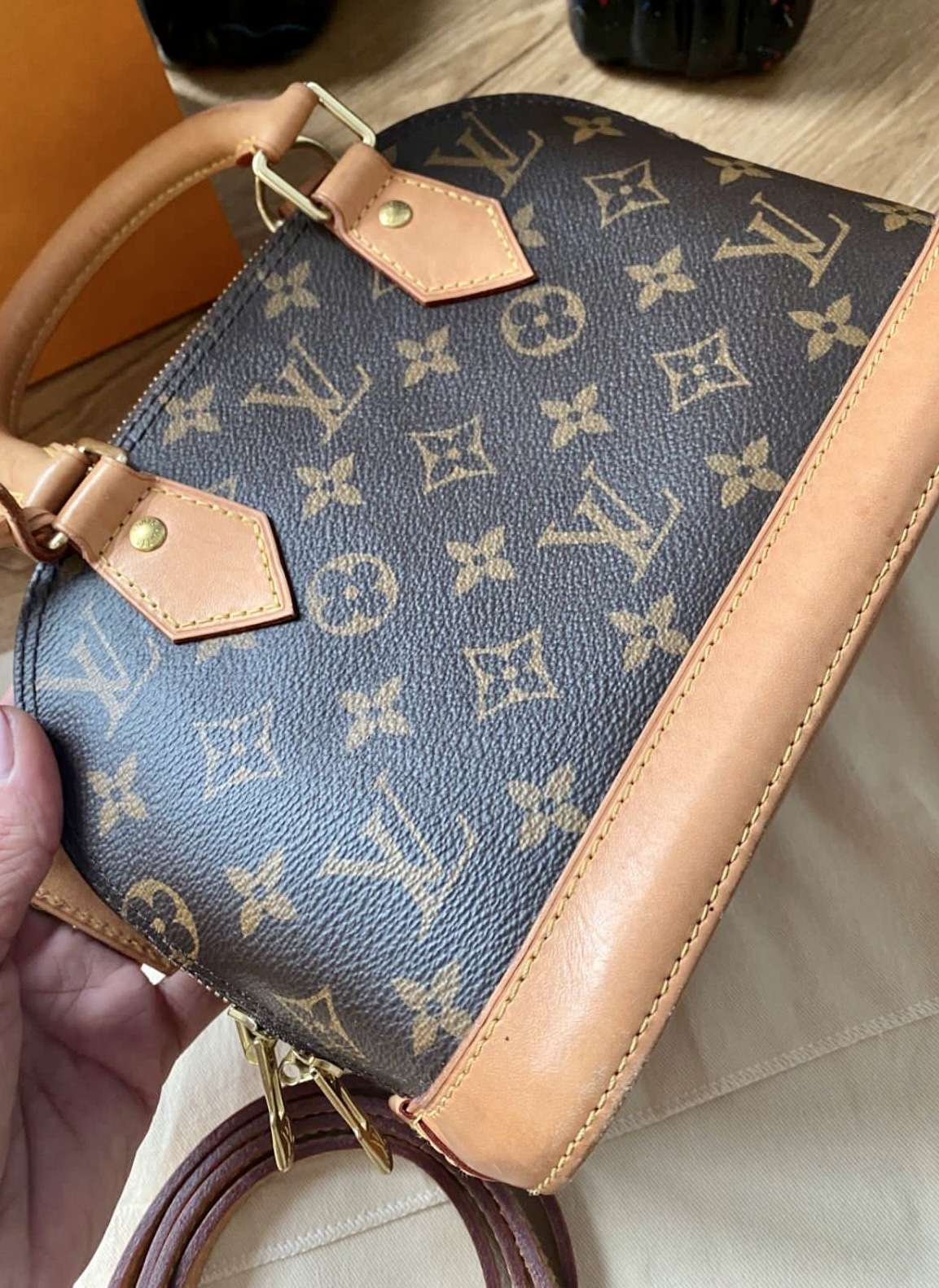 Louis Vuitton Alma BB