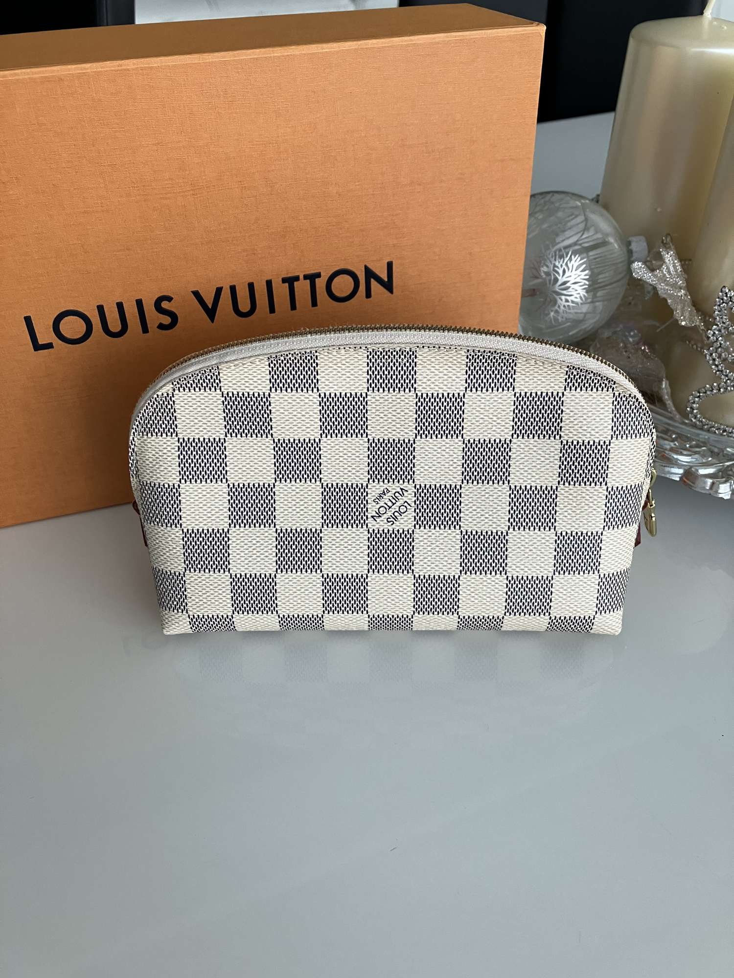 Louis Vuitton kozmeticka tasticka