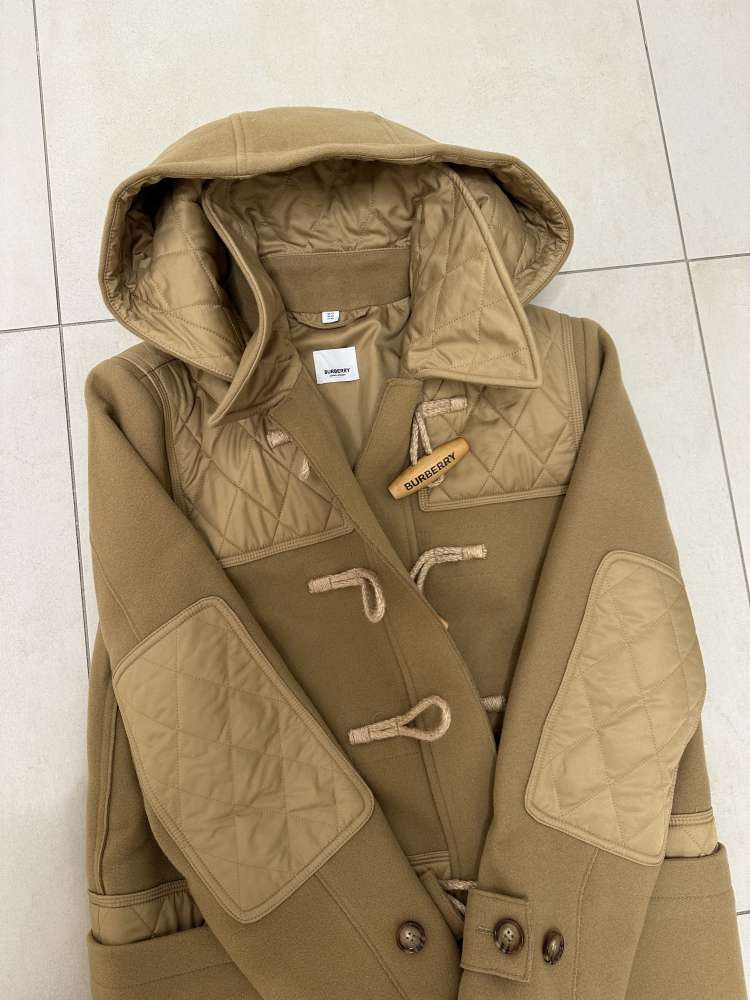 Burberry coat M/L