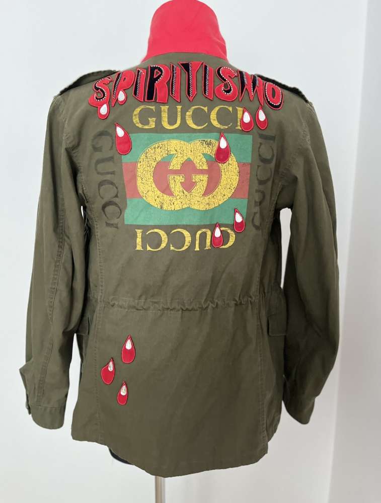 Gucci Military Spiritismo