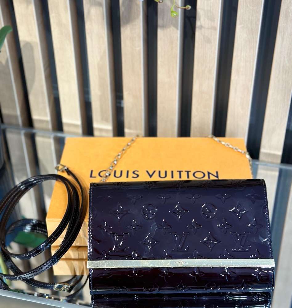 Louis Vuitton crossbody