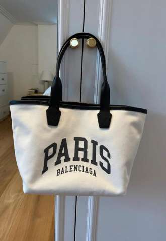 https://vipluxury.sk/Balenciaga shopper bag