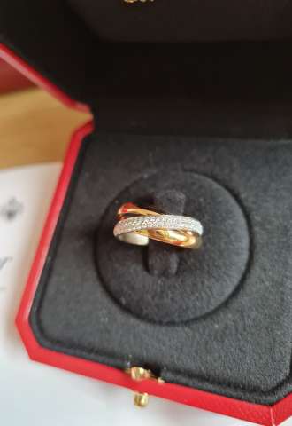 https://vipluxury.sk/Cartier Trinity prsten s diamanty vel.50