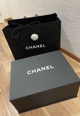 https://vipluxury.sk/Chanel Deauville bag