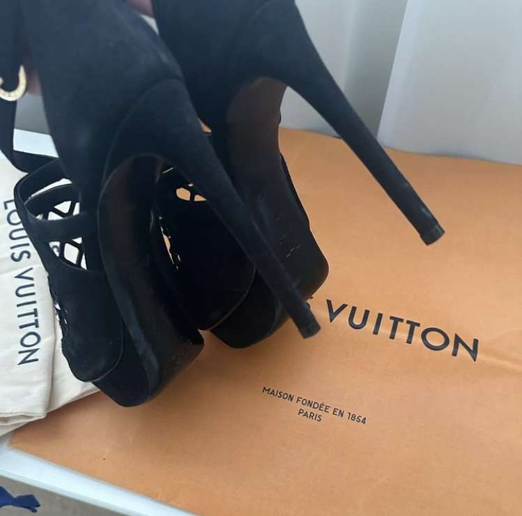 Louis Vuitton sandalky