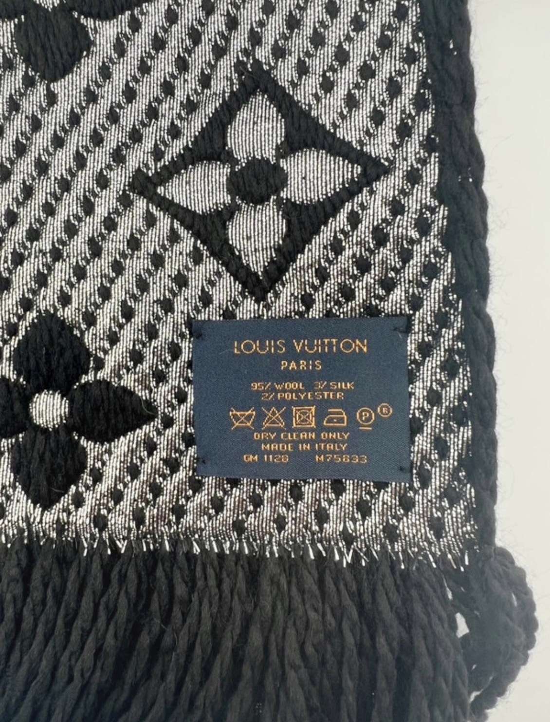 Louis Vuitton šál