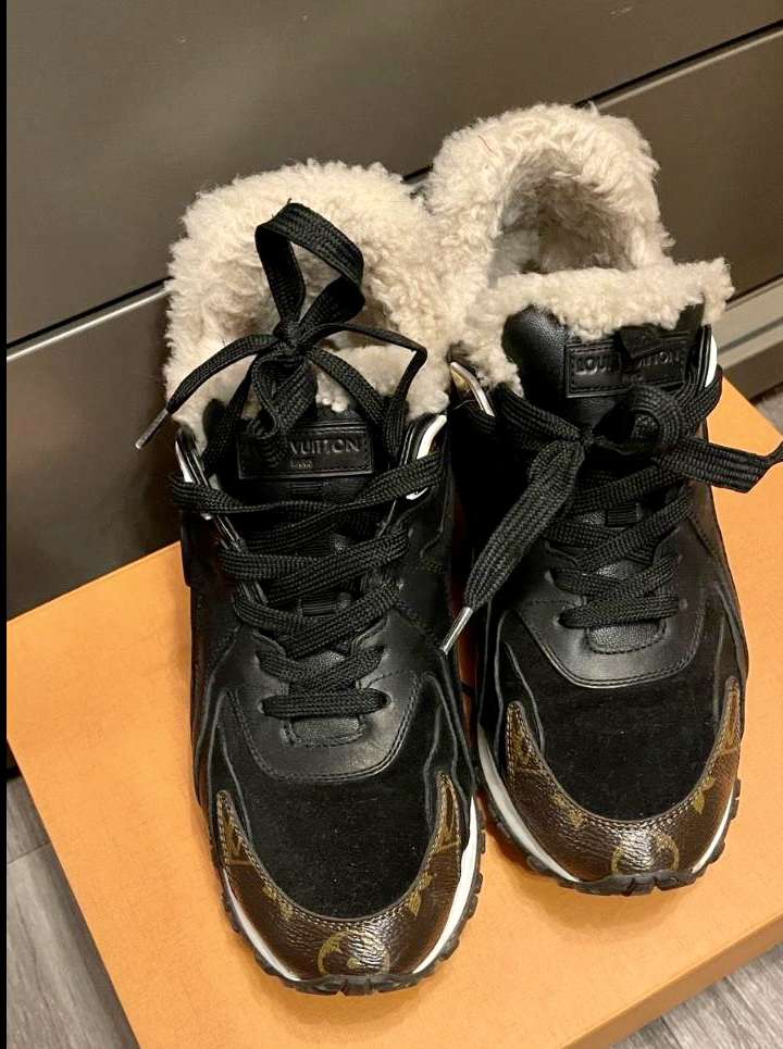 Louis Vuitton zimné Run Away