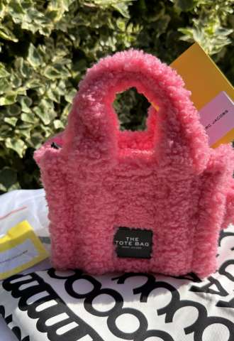 https://vipluxury.sk/Marc Jacobs The Micro Tote Fluffy