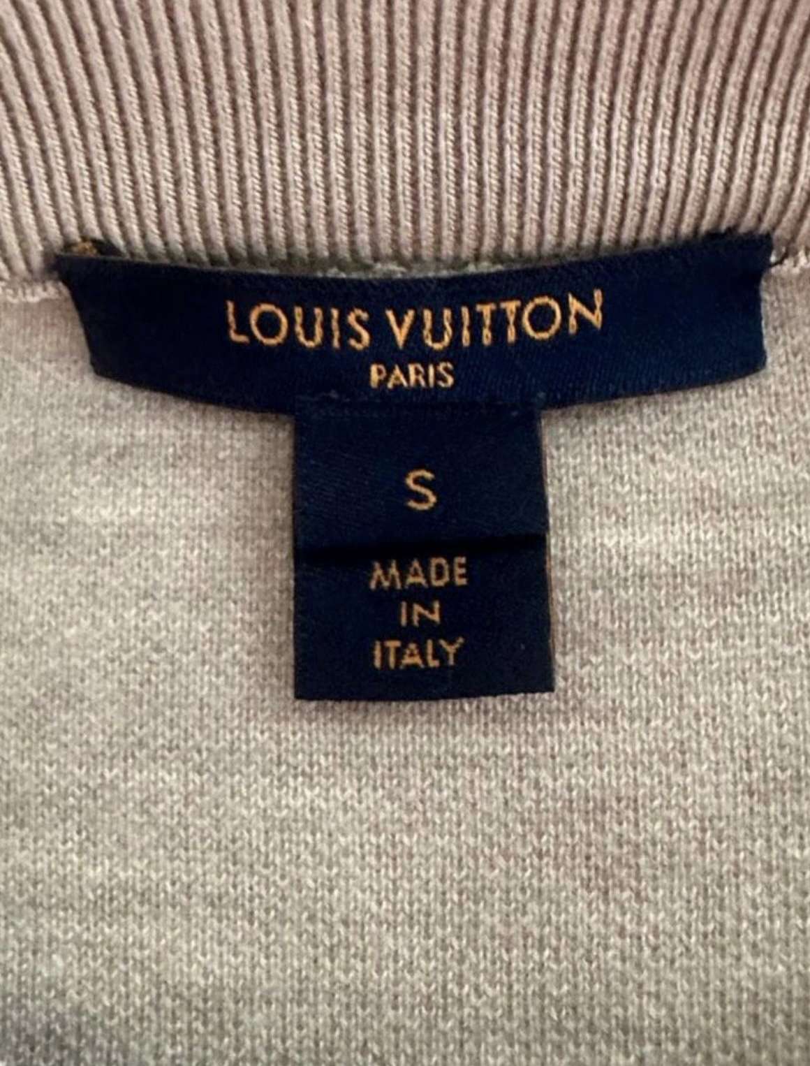 Louis Vuitton svetrík