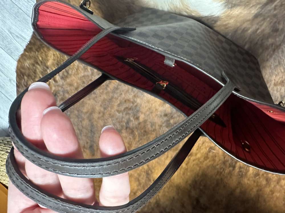 Louis Vuitton Neverfull MM