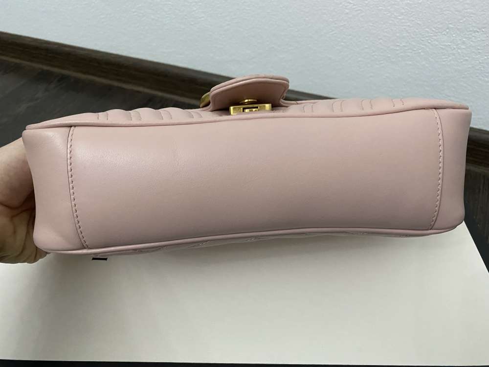 Gucci marmont medium