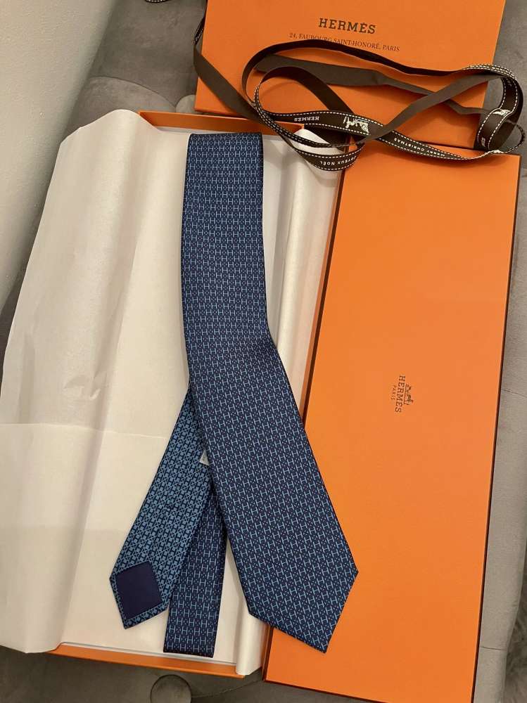 Hermes kravata