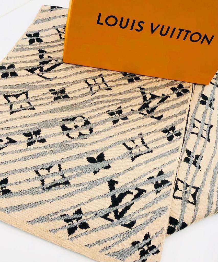 Louis Vuitton šal